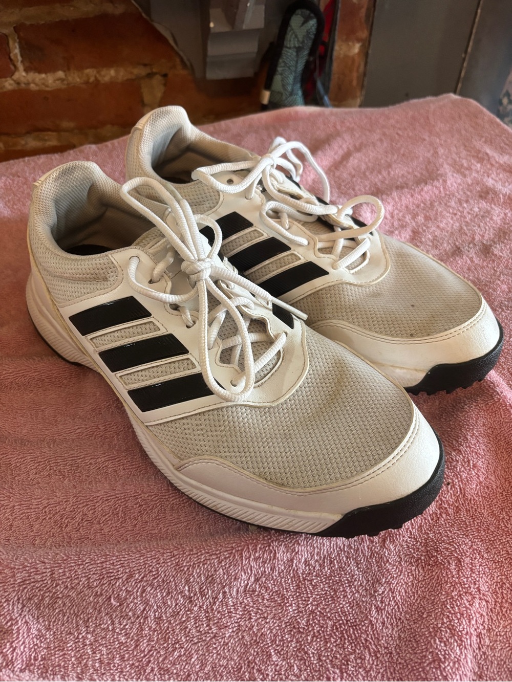 adidas Men’s Tech Response 2.0 Spiked Golf Sneakers Cleats Size 11